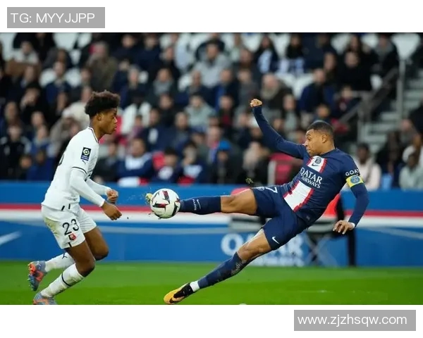 巴黎圣曼主场迎战卡昂争夺法甲积分榜重要胜利